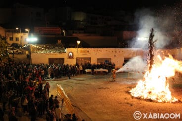 Cremà del Pi de Sant Antoni Xàbia