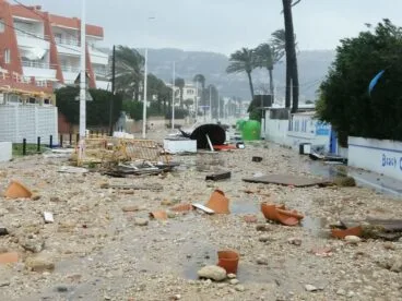 Destrozos en el Primer Montañar