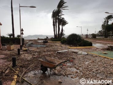 Destrozos en la Avenida Lepanto de Xàbia