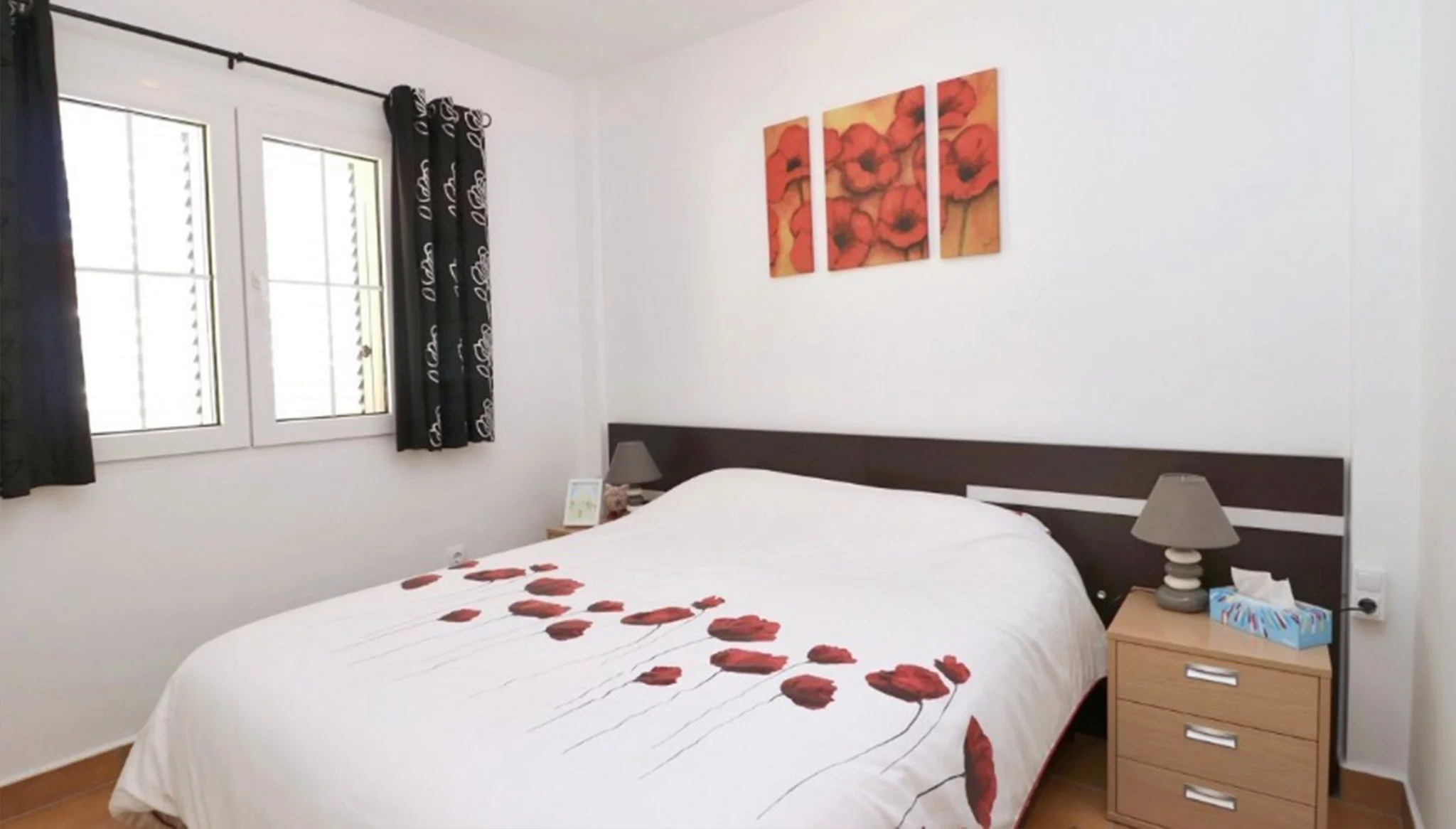 Dormitorio en una casa adosada en venta en Jesús Pobre – Vicens Ash Properties