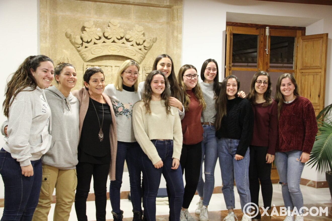 Homenaje a María Cardona por Campeona de España en balonmano