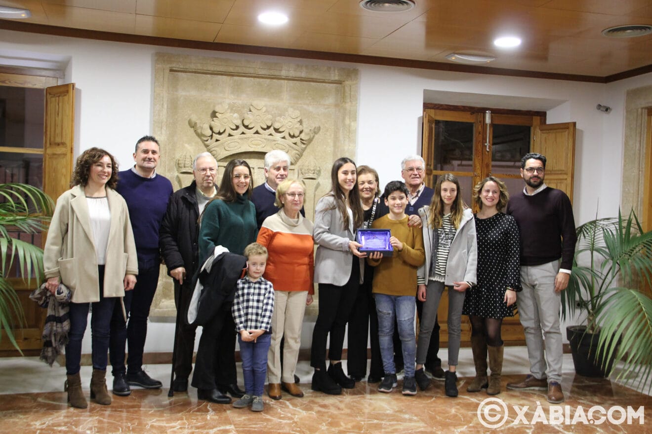 Homenaje a María Cardona por Campeona de España en balonmano
