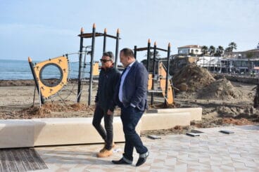 José Chulvi junto a Rubén Martínez Dalmau en el Paseo del Arenal