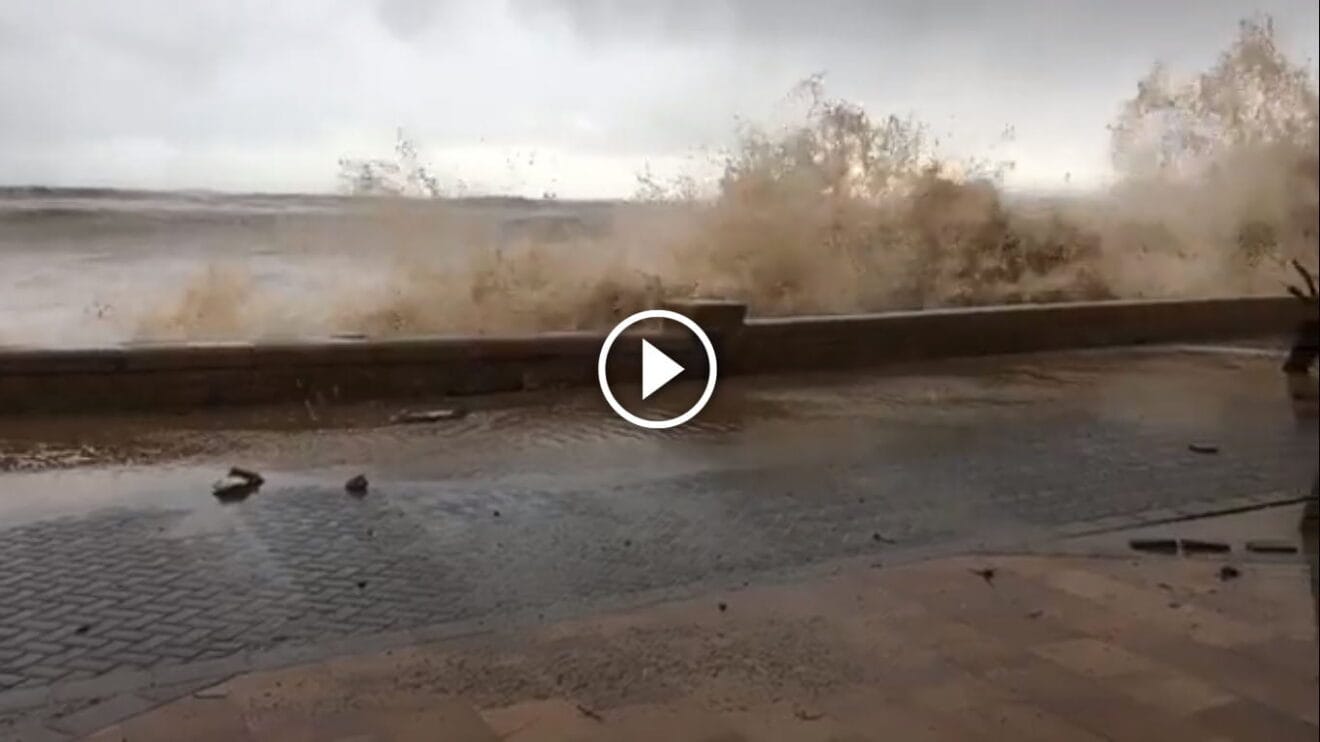 Temporal Gloria en la playa de la Grava