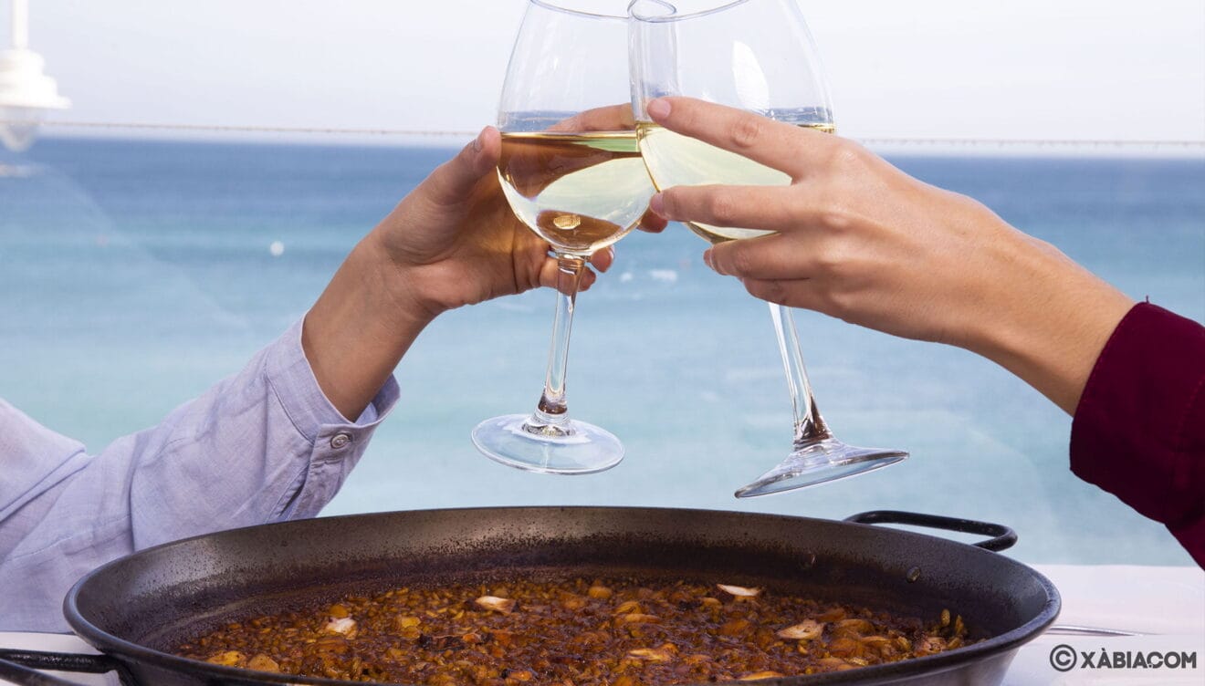 Disfruta de un arroz con vistas al mar en Jávea - Restaurante Noray
