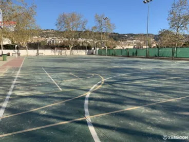 Cancha de basket y fútbol del CEIP Trenc d’Alba de Xàbia