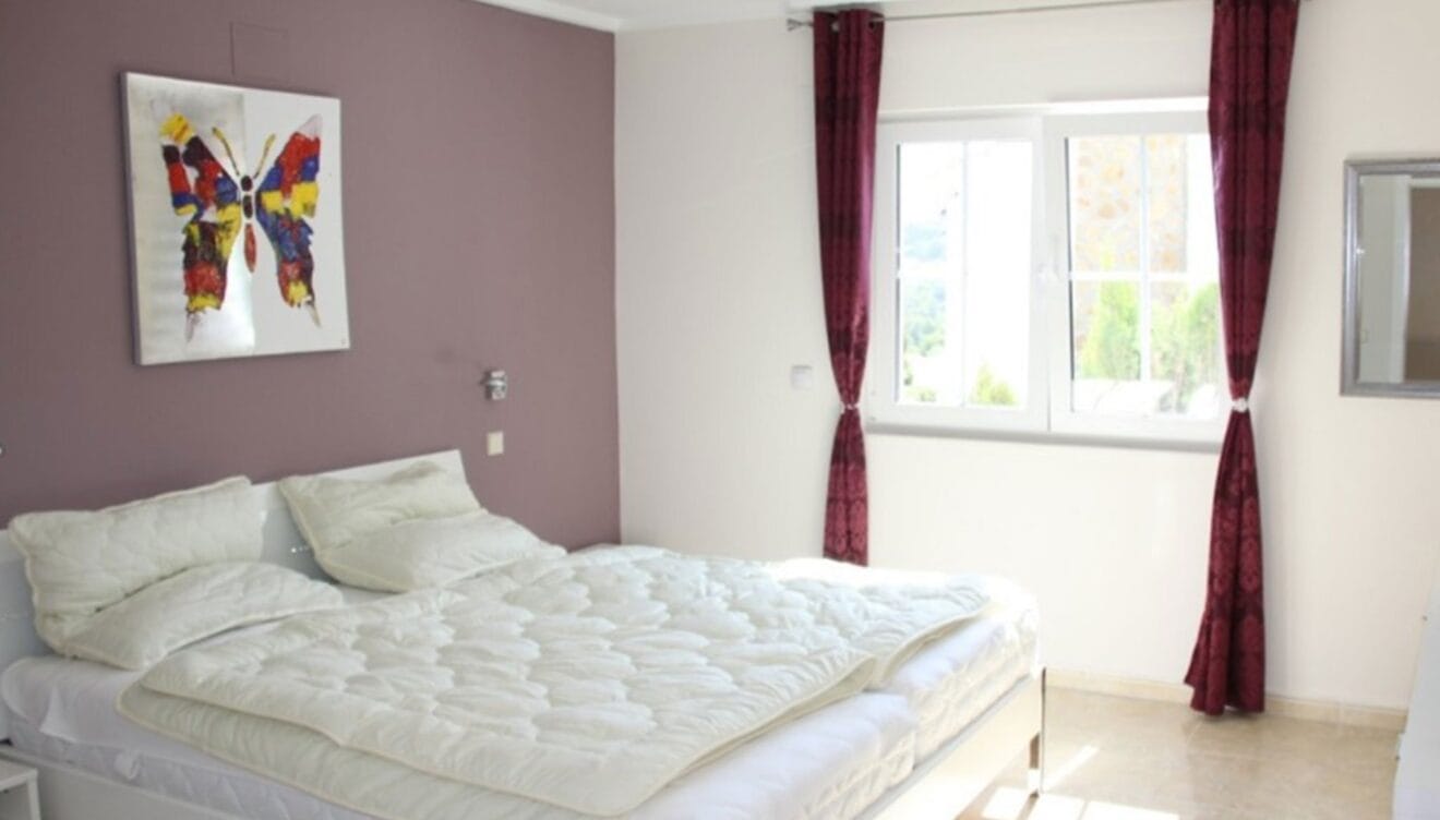 Dormitorio en una villa de alto standing en venta en Jávea - Terramar Costa Blanca