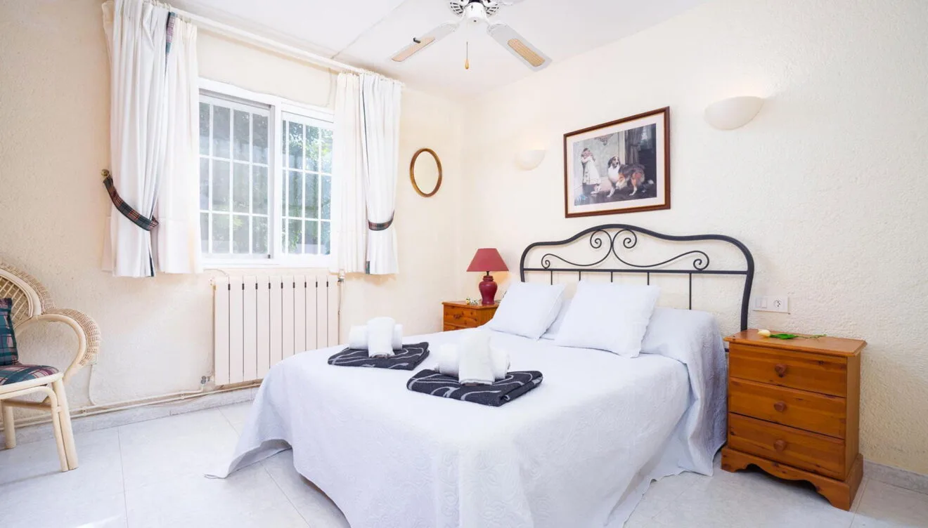 Una de las habitaciones en una casa de vacaciones en Benitachell - Aguila Rent a Villa