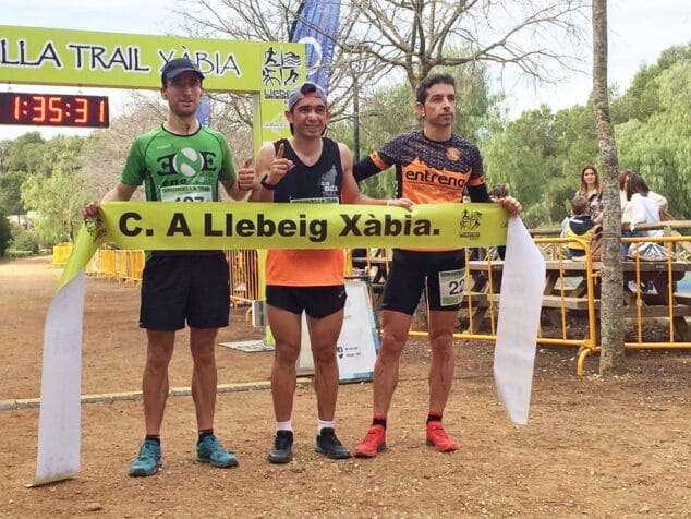 Imagen: Los tres primeros clasificados en la Granadella Trail