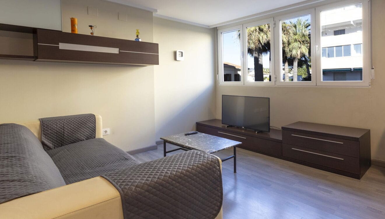 Salón de un apartamento de vacaciones en Jávea - MMC Property Services
