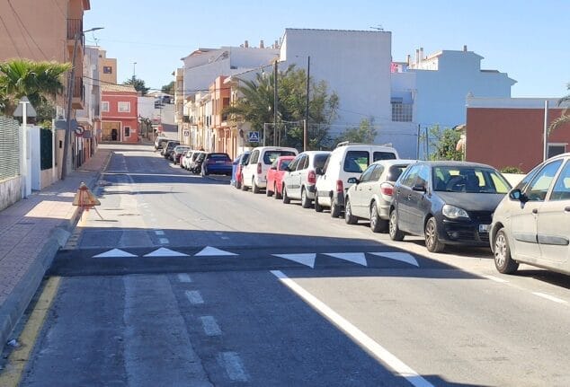 Imagen: Seguridad Vial en la Avenida de Valencia de Benitatxell