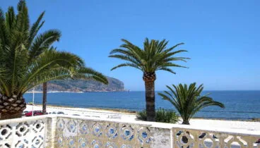 Vistas de la terraza de un chalet de vacaciones en Jávea – Quality Rent a Villa