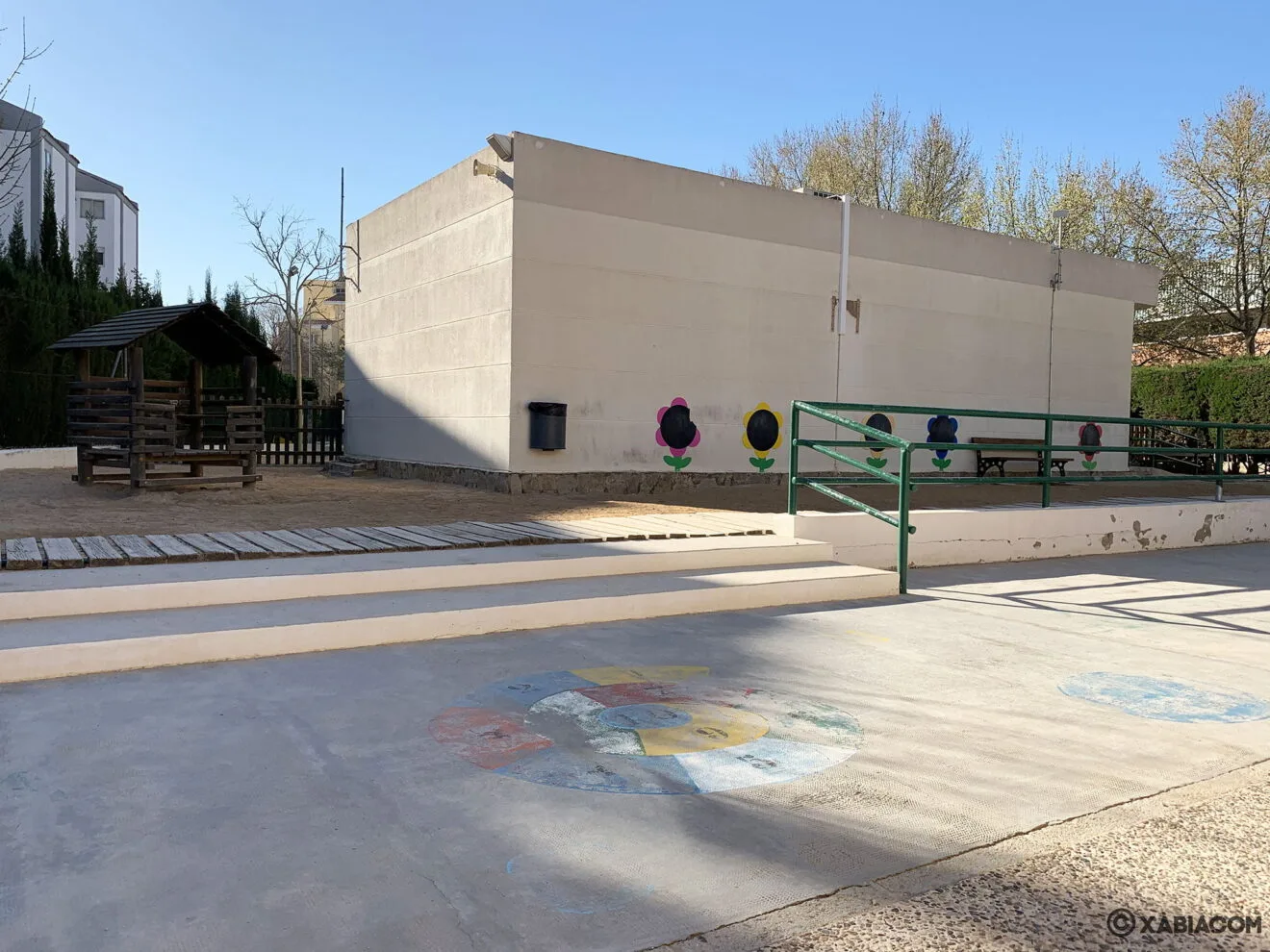 Zona de juegos en el CEIP Port de Xàbia