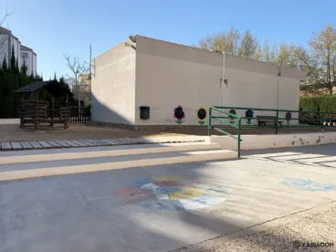 Zona de juegos en el CEIP Port de Xàbia