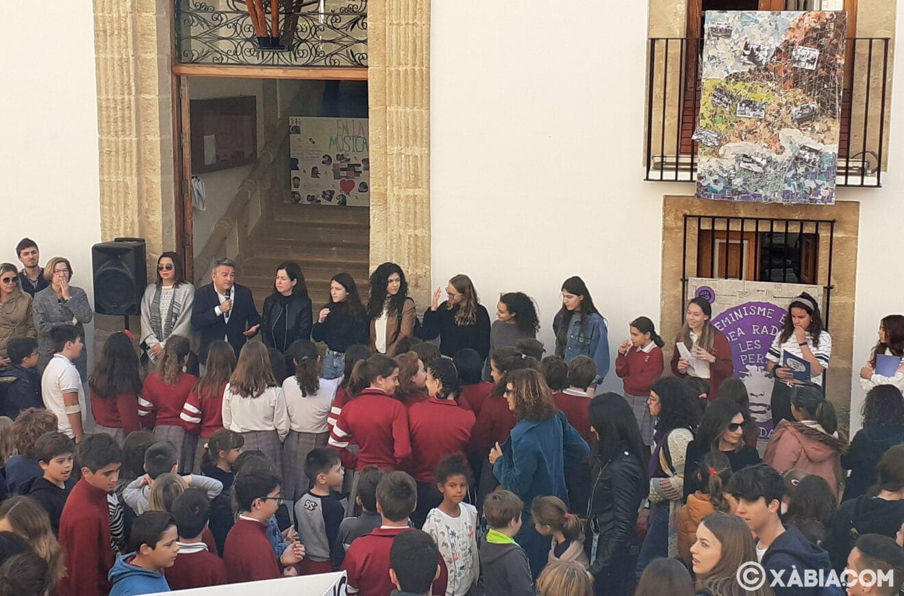Acte institucional dia de la dona