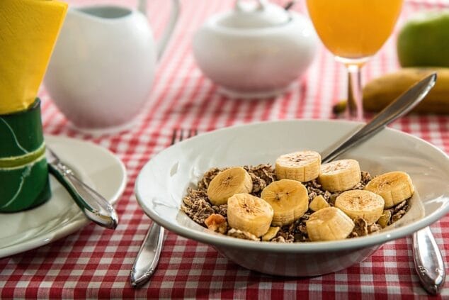 Imagen: Cuida al máximo tu alimentación, es la base de la salud - Policlínica CUME