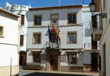 Imagen: Fachada Ayuntamiento de El Poble Nou de Benitatxell