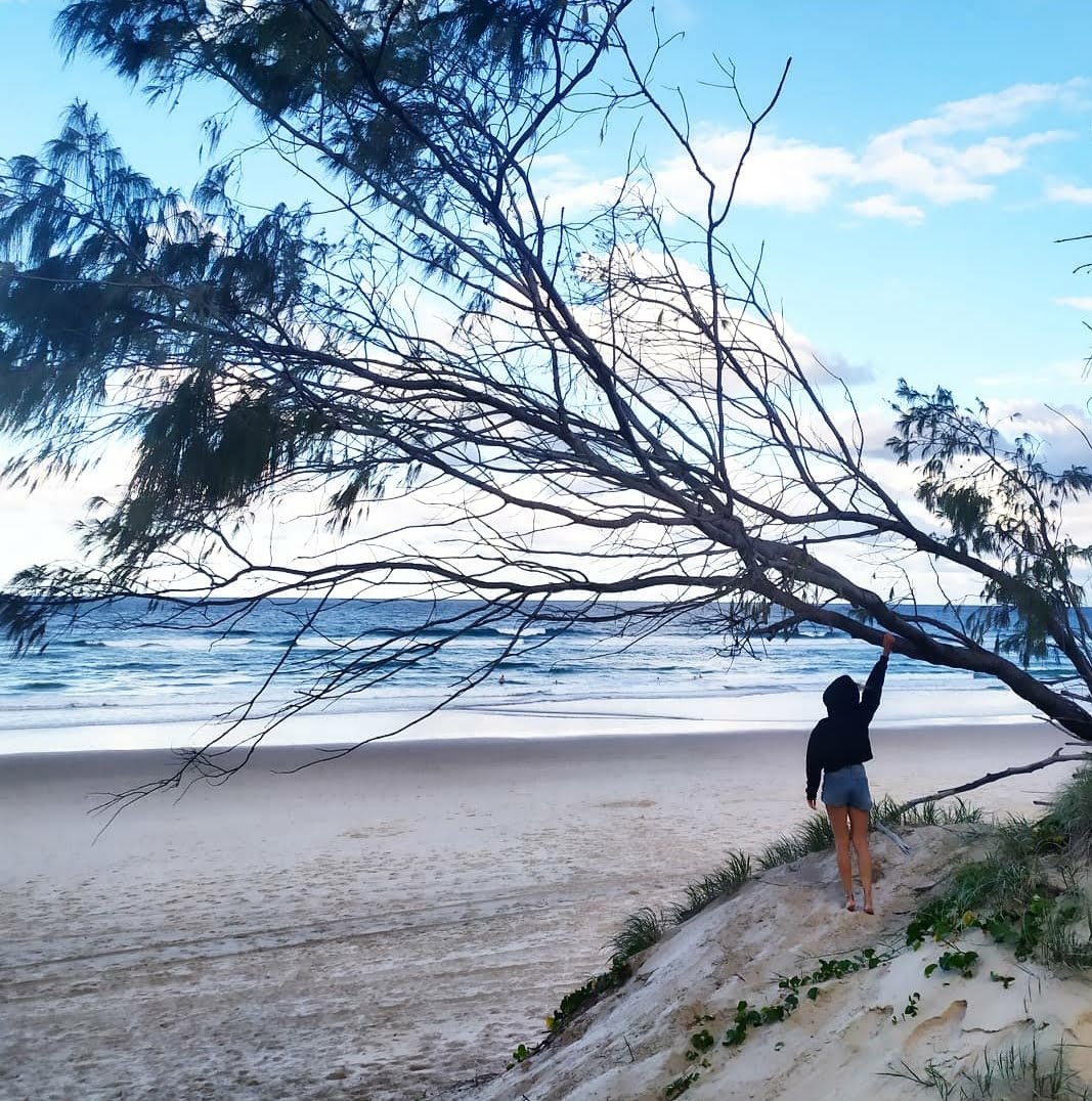 Tamara Moreno en una playa de Gold Coast