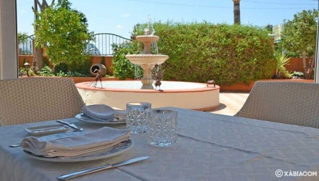 Imagen: Mesa exterior en Restaurante Canali