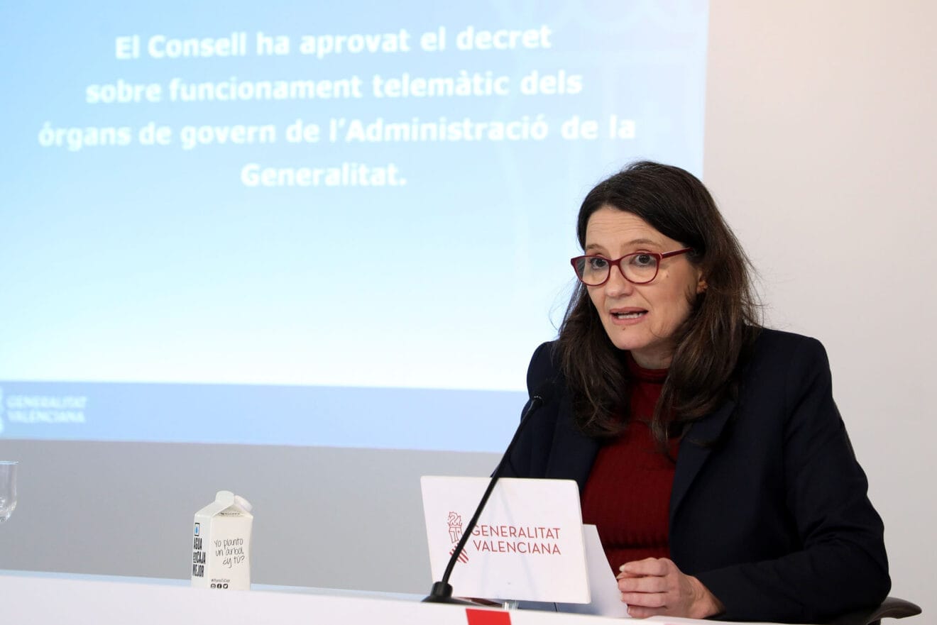 Mónica Oltra, Consellera de Igualdad