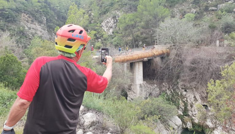 Paisaje en ruta de mountain bike durante un Training Camp - Aventura Pata Negra