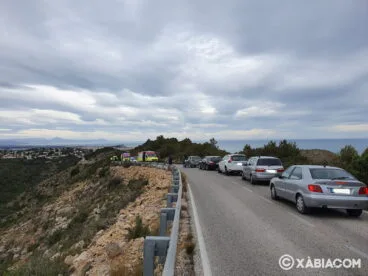 Retención de vehículos por el accidente en la carretera de las planas