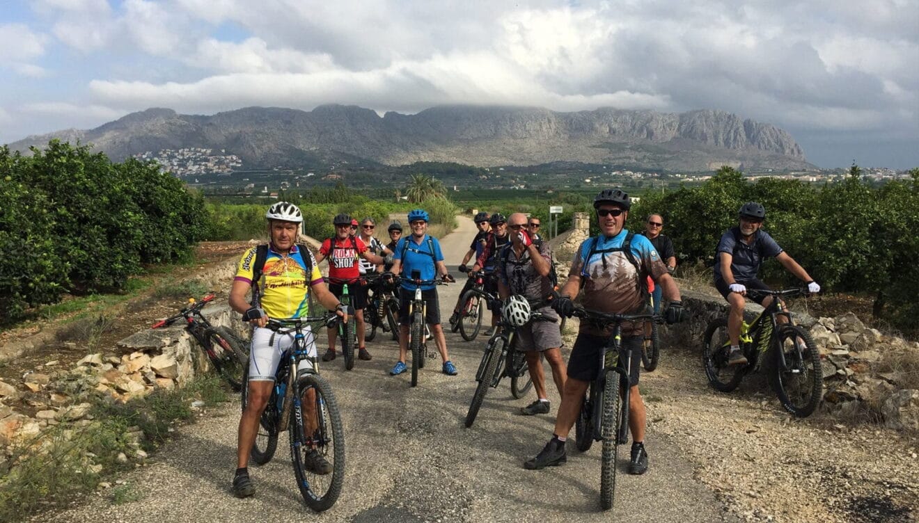 Ruta de sábado a sábado en mountain bike - Aventura Pata Negra