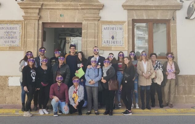 Imagen: Taller Gafas Ultravioletas