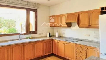 Cocina de una casa de lujo en venta en Jávea – Atina Inmobiliaria