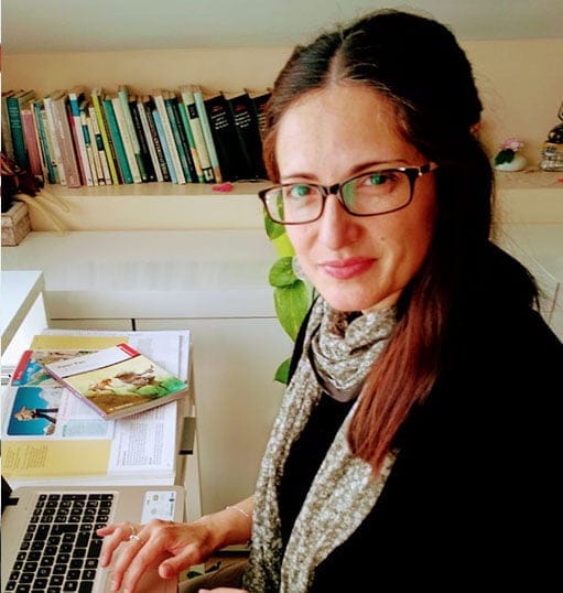 Imagen: Estela Garrigues, profesora del CEIP L'Arenal