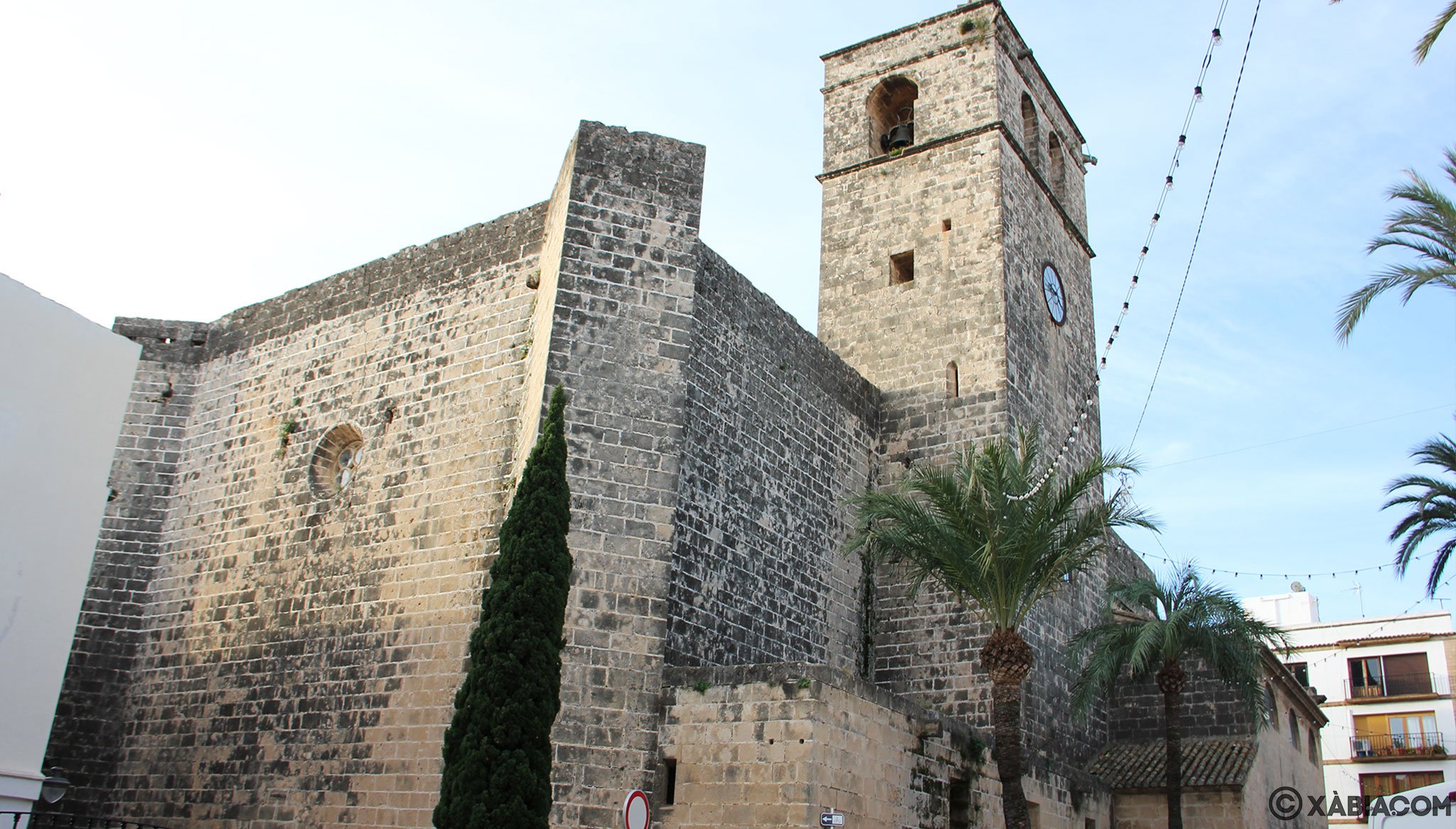 Fachada de la Iglesia de San Bartolomé de Xàbia
