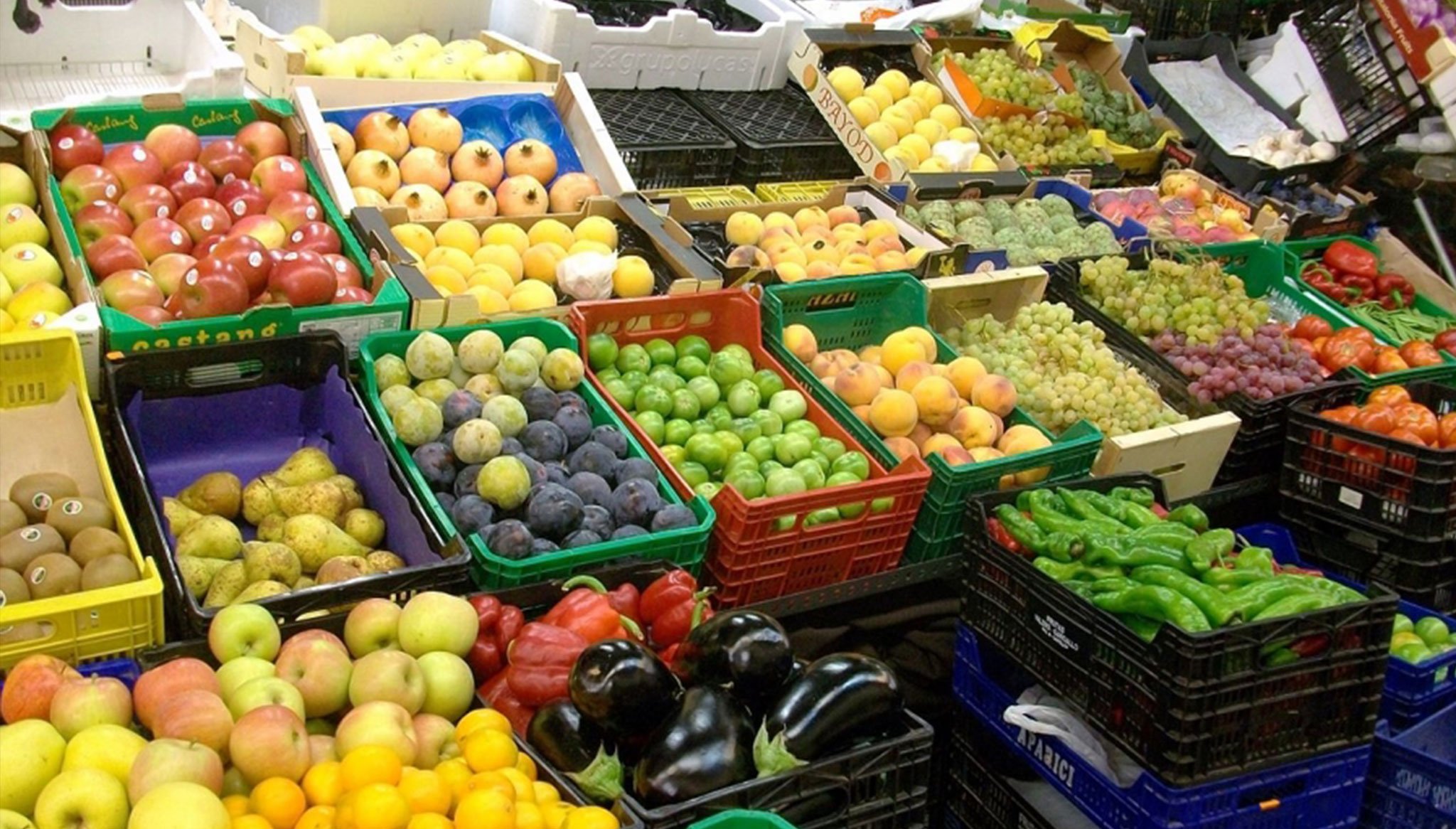 Fruta y verdura en un mercado (Fuente: AVA-ASAJA)