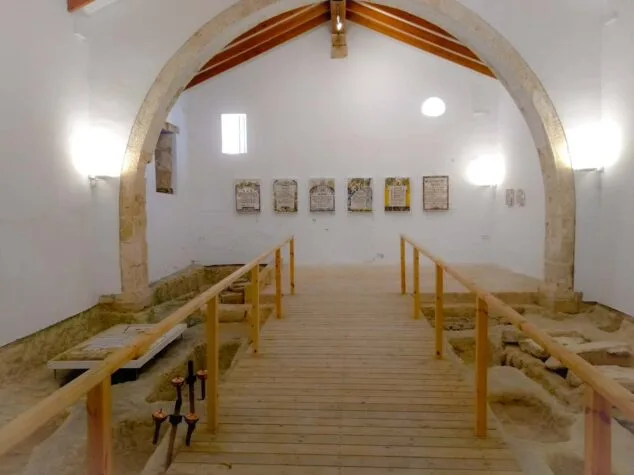 Imagen: Interior de la Ermita de San Juan