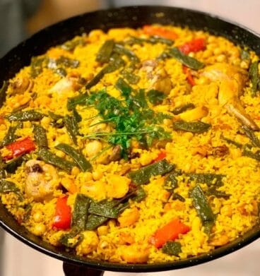Paella pascuera – Jose Pons