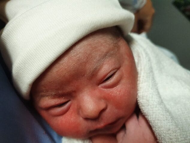 Imagen: Pau, hijo de Neus y Erick, nació el 5 de abril