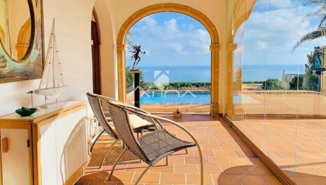 Imagen: Naya acristalada en una villa de lujo en venta en Jávea - Atina Inmobiliaria