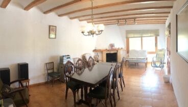 Comedor de un chalet en venta en Gata de Gorgos – Terramar Costa Blanca