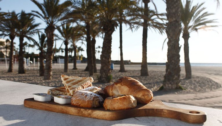 Desayunos mirando al mar en Xàbia - Restaurante Posidonia