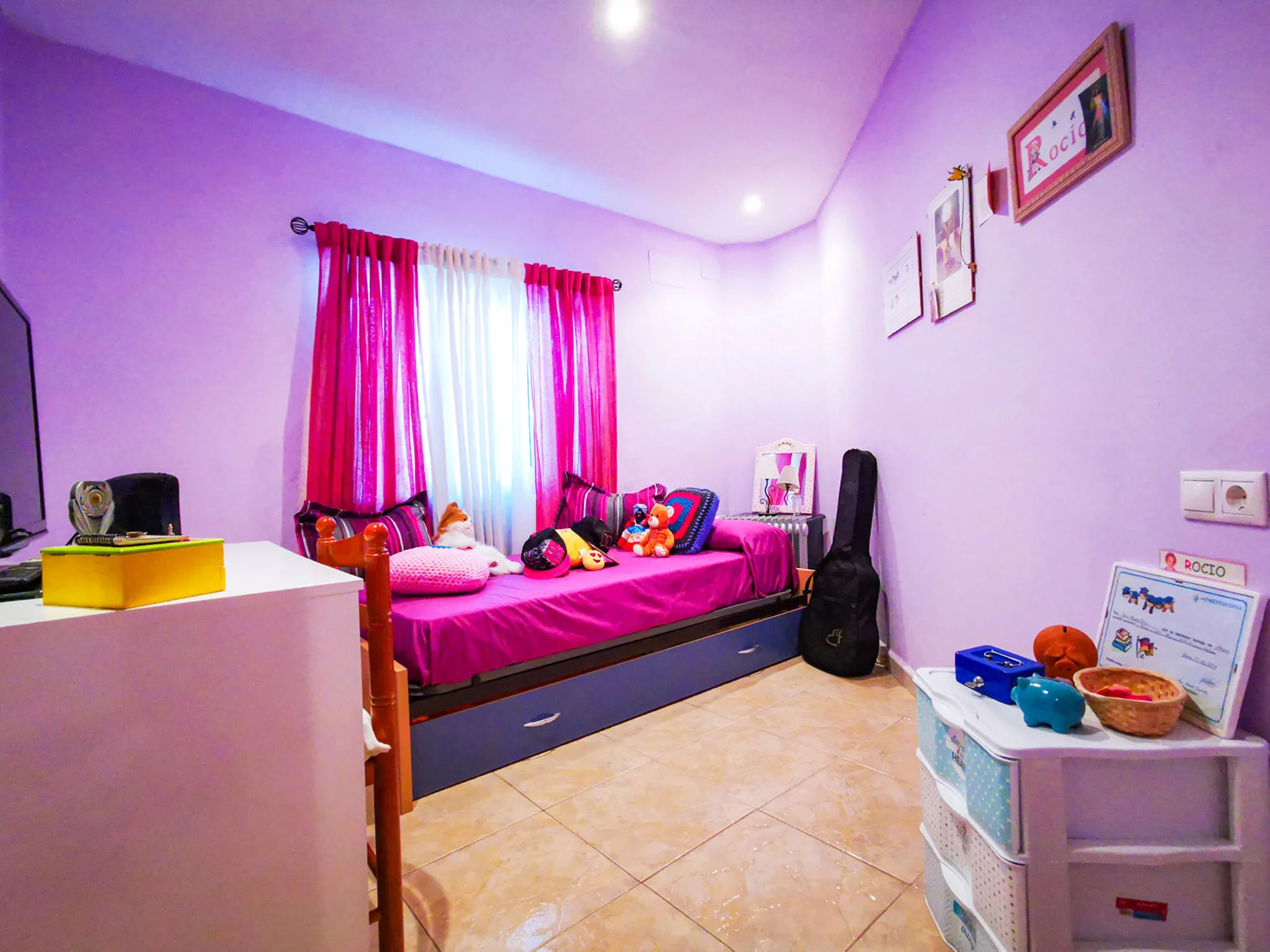 Dormitorio infantil en una casa de pueblo en venta en Jávea – L&T Properties