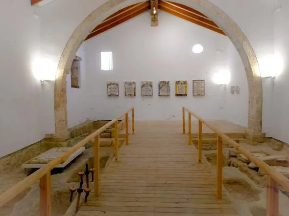 Imagen: Interior de la Capilla de San Juan