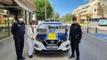 Rotary Jávea aporte ordenadores para los escolares