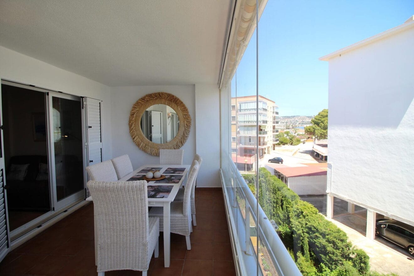 Terraza de un apartamento de vacaciones para cinco personas en Jávea - MMC Property Serivces