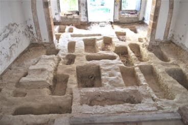 Tumbas excavadas en el ermita de Sant Joan de Xàbia
