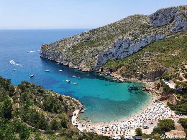 Imagen: Cala de la Granadella, primer día de la Nueva Normalidad
