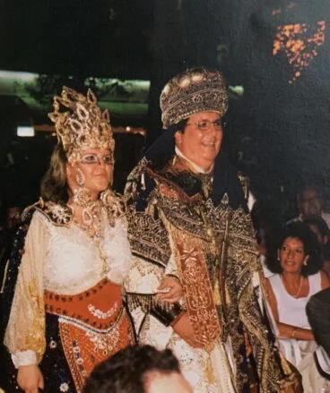 Capitanes de la Filà Baharis en el año 2000