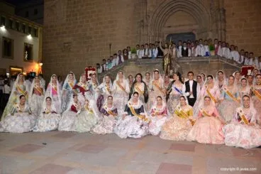 Quintos de 2018 al finalizar la ofrenda de flores