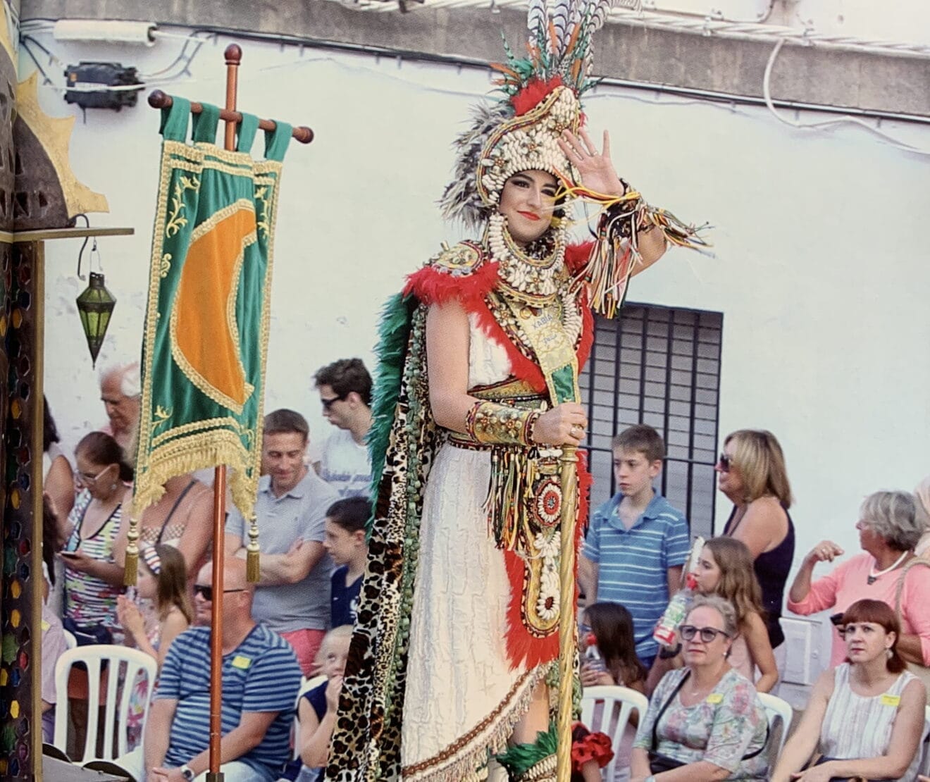 Abanderada 2018, Paula Andrés La Cueva