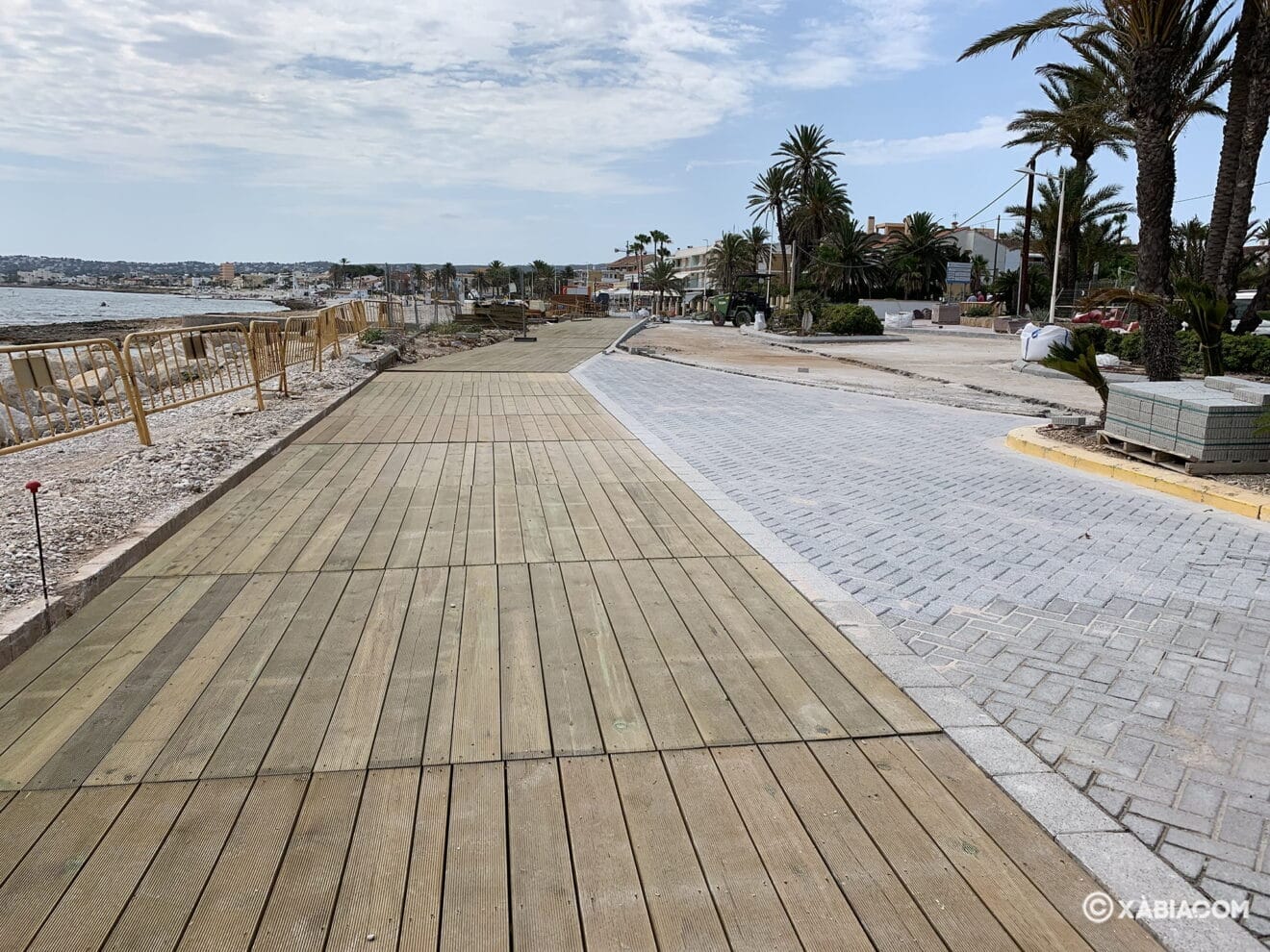 Acceso peatonal al Puente de Triana