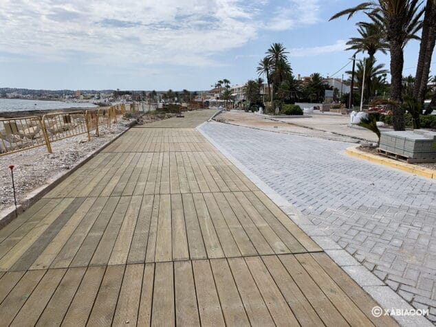 Imagen: Acceso peatonal al Puente de Triana