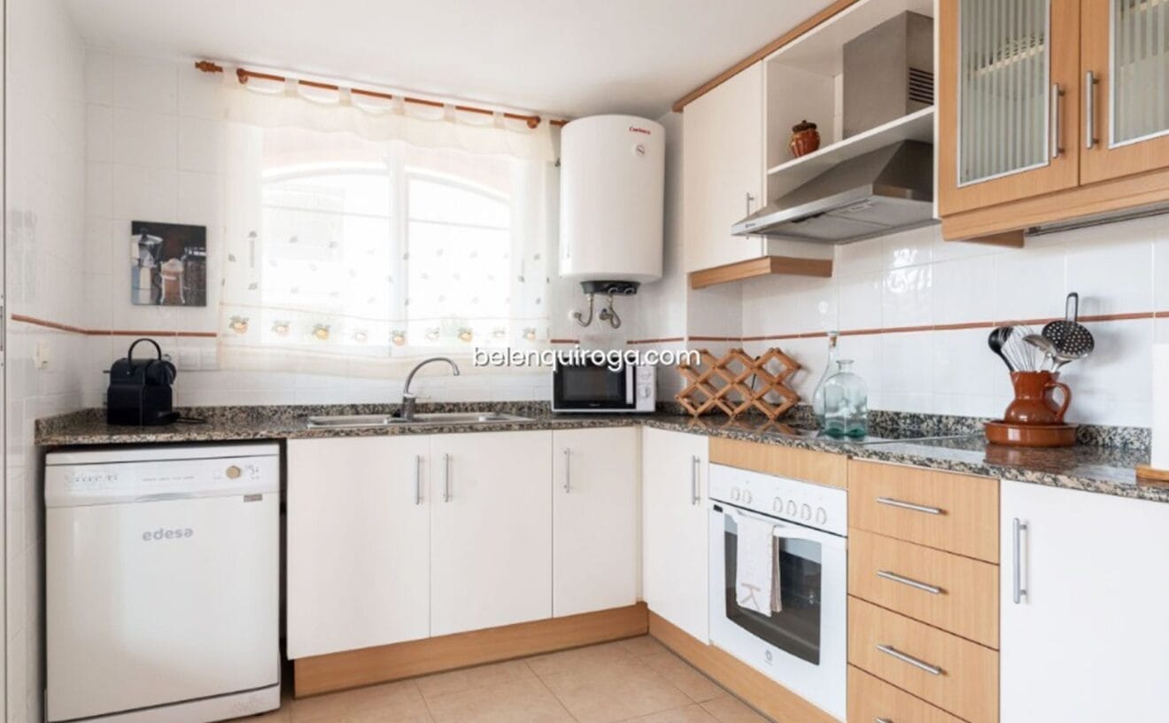 Cocina de un apartamento en venta en Jávea - Inmobiliaria Belen Quiroga